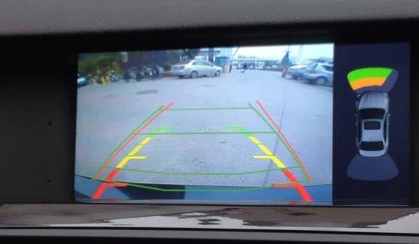 倒车影像时好时坏是怎么回事(倒车影像是什么)  第2张