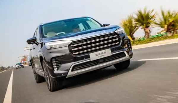 星途揽月2021款是什么牌子的车(揽月车辆有四驱系统吗)  第3张