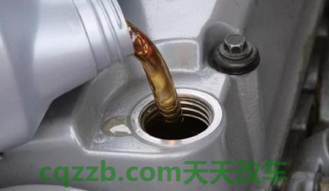 闲谈：新车多久换机油(机动车辆机油分为几种)  第2张