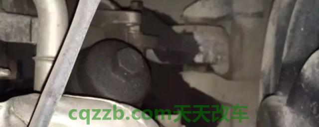 揭露一下：汽车轻微漏油还能开吗(如何能确定车辆漏油)  第1张