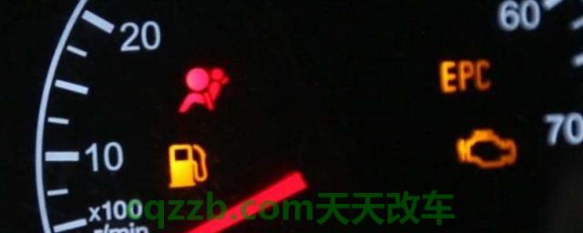 安全气囊灯亮怎么手动消除(安全气囊是一次性的吗)  第1张