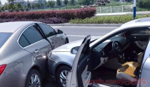 2021年汽车保险标志要不要贴(交强险是什么)  第2张