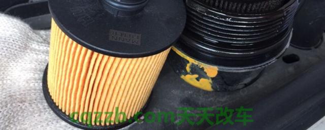 聊聊：机油滤芯2次换一个可以吗(机油滤芯的作用是什么)