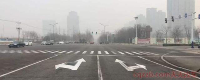 右转道可以直行吗绿灯(不按指定车道行驶如何处罚)