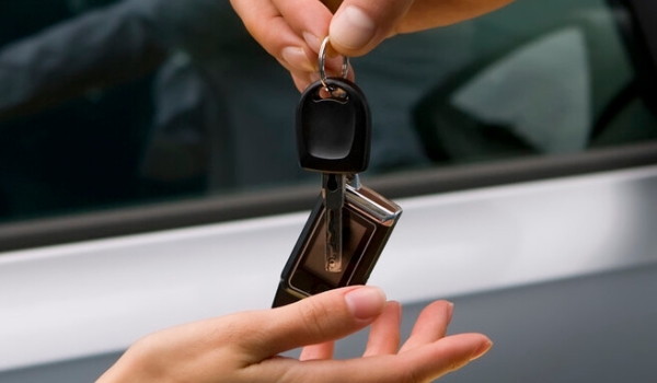 贷款买车为什么不能自己上牌(贷款完成后需要办理什么手续)  第3张