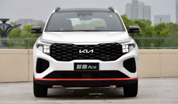 起亚智跑涉水深度(起亚智跑的车身尺寸数据是什么)  第3张