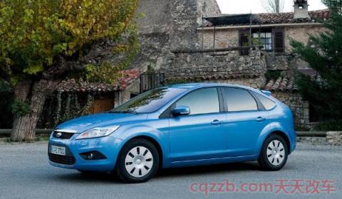 老款福克斯仪表盘中间红灯闪(2021款福克斯的车辆尺寸)  第3张