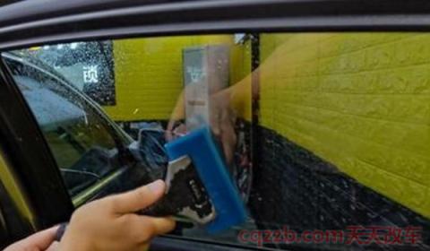 车膜老化一撕就碎(机动车辆贴膜的好处) 第3张