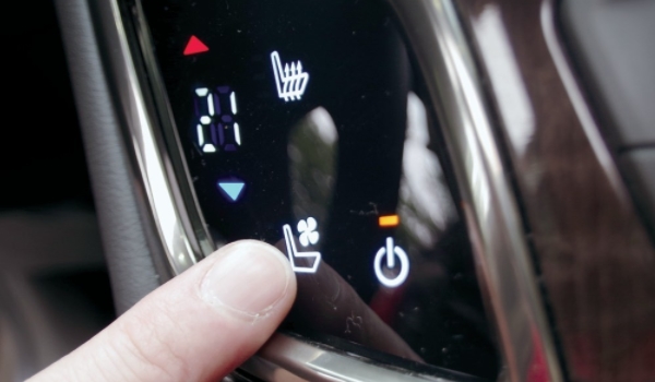 分享：汽车空调高压低压多少正常(空调如何使用)  第3张