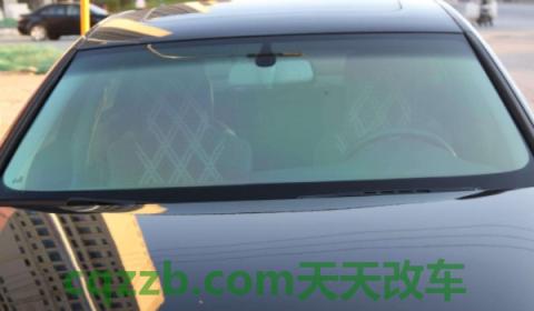 谈谈：挡风玻璃贴膜10天了还有水纹(挡风玻璃更换后需要注意什么)  第2张