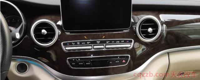 奔驰空调一边热风一边冷风怎么回事(关于空调两边温度不同的原因)  第1张