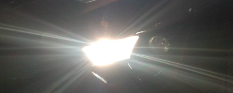 讲一讲：转向辅助灯是什么意思(转向辅助灯有开关吗)