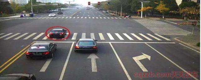 黄灯过线红灯开过(闯红灯三张照片是什么) 第1张