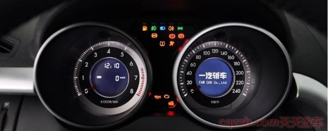 仪表盘上黄灯感叹号(仪表盘上出现黄灯感叹号车辆能行驶吗)  第1张