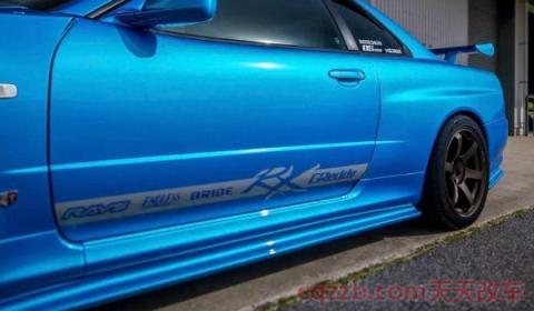 车门下面那个杠叫什么(车辆的侧裙损坏可以更换吗)  第2张