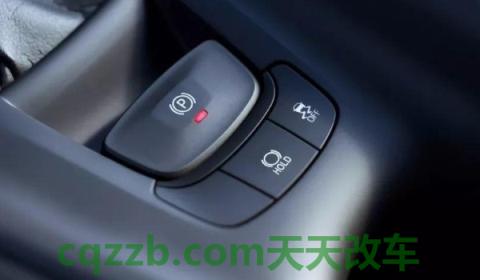 奔驰脚刹车不回弹(刹车系统的刹车油多久更换一次)  第2张