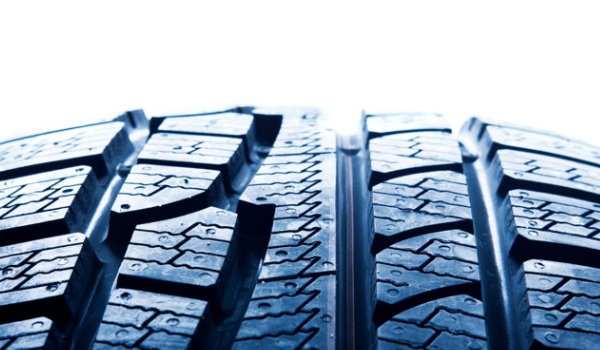 解惑一下：胎压不足对行驶有什么影响(机动车辆的轮胎使用的时候要注意什么)  第2张