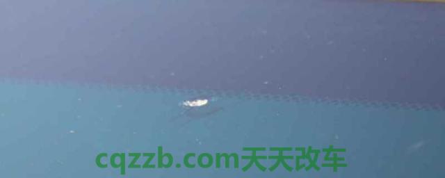 汽车前挡玻璃有个小坑可以修复吗(前风挡玻璃更换有影响吗)  第1张