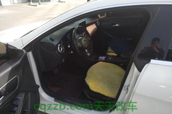 了解汽车：奔驰cla200机油滤芯在哪里？ 奔驰cla200二手车大概好多钱(2018款奔驰cla200二手车报价)