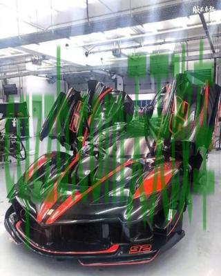 有用：法拉利正在研发一款新的超级跑车吗 法拉利在Mugello Circuit展示极其有限的FXX K Evo  第2张