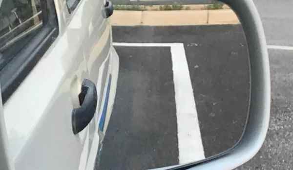 倒车入库打早打晚会出现的所有情况(倒车入库是科目几的考试项目)  第3张