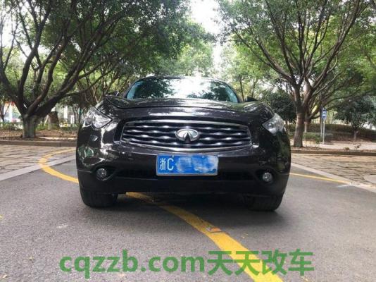 汽车问答：十年的英菲尼迪fx35油耗 十万左右的二手越野车  第2张