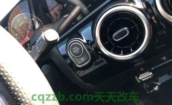 车知识：奔驰A200L正常胎压是多少？ 奔驰a200l怎么打开引擎盖视频(奔驰a200l发动机盖怎么打开)