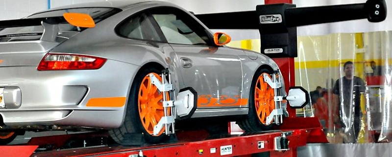 揭露：四轮定位多久需要做一次(车辆什么时候需要做4轮定位)