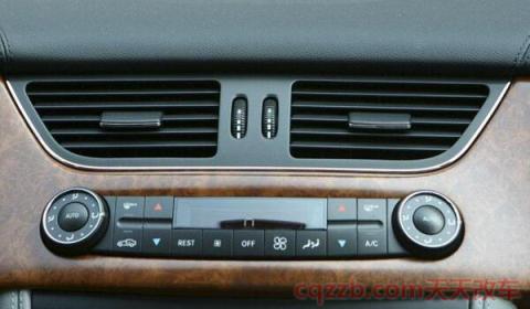 奔驰空调一边热风一边冷风怎么回事(关于空调两边温度不同的原因)  第2张