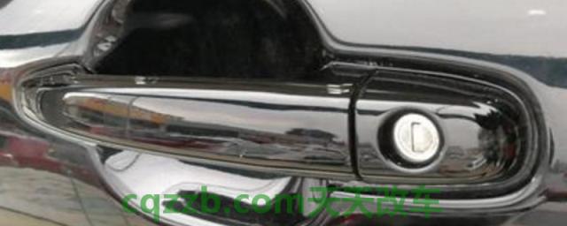 主驾驶车门从外面开不了(车辆的车门如何改装)  第1张