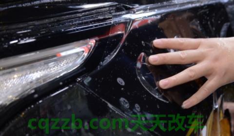 白色车子多久打一次蜡(如何保护车辆的车漆)  第3张