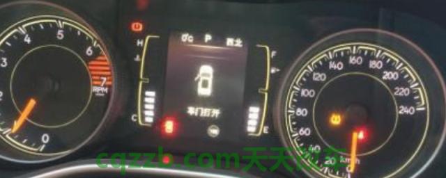 jeep红色闪电故障灯(jeep旗下的车型)  第1张