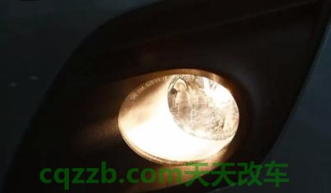 说道：汽车一般选什么颜色做雾灯(车辆加装雾灯需要办理备案登记手续)  第2张