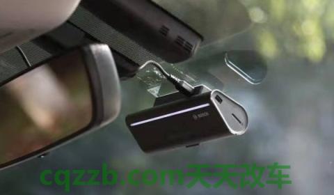 疏解一下：行车记录仪能看车内吗(行行车记录仪安装在什么位置)  第3张