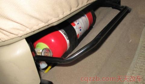车里有没有必要放救生衣(为什么在车辆上不放置救生衣) 第3张
