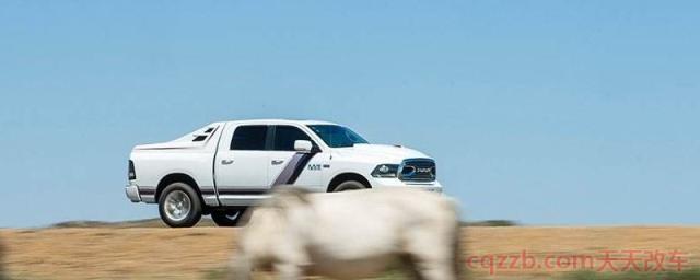 急加速对车有伤害吗(急加速对车辆具体有哪些影响)  第1张