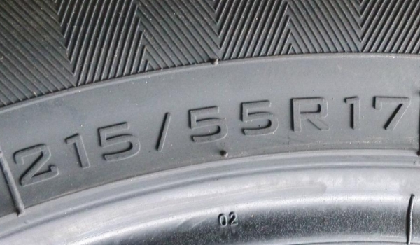 讲授:标准胎压是多少(机动车辆轮胎更换的注意事项) 第2张