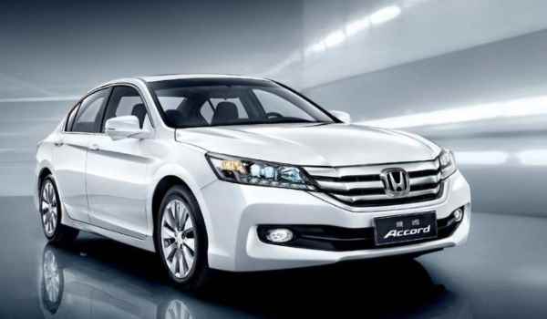 雅阁离地间隙是多少(雅阁的车身尺寸数据是什么)  第3张