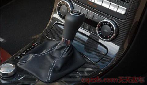 奔驰c260百公里加速几秒(奔驰c260手刹怎么用) 第2张