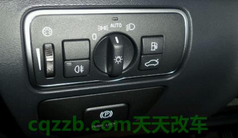 打开位置灯开关亮起的标志(机动车辆的位置灯是什么)  第2张