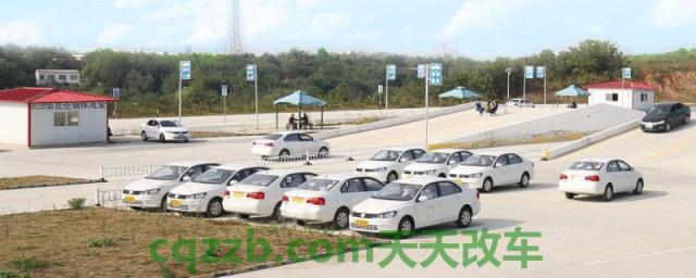 158女生驾考要垫垫子吗(练车时看不到前方可以垫子吗)