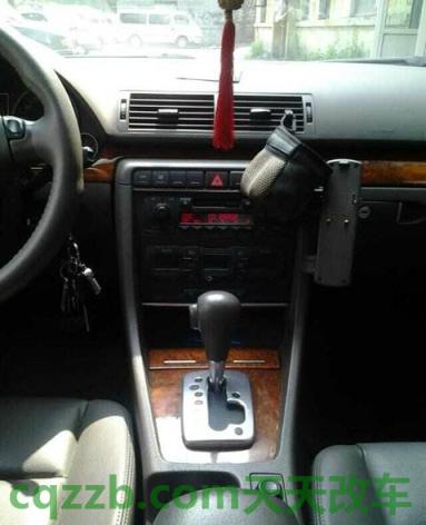 解答：奥迪a4两万公里需要怎么保养 奥迪a4老款1.8t收音机解锁方法  第2张