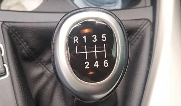 离合器总泵分泵一般寿命多长(手动挡车辆换挡的时机)  第3张