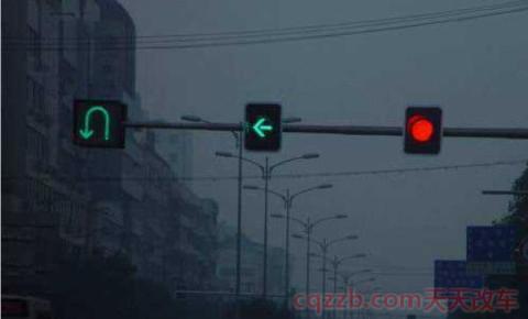 十字路口红灯可以掉头吗(道路有允许红灯左转标志)  第2张