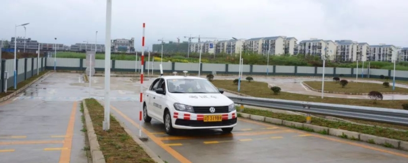 考了科二多久不去考作废(科目二考试有几次机会)