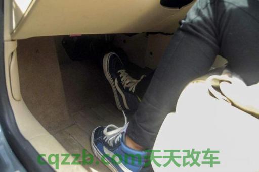 关于汽车：新车交税可以网上办理吗 汽车踩刹车有吱吱的响声  第2张