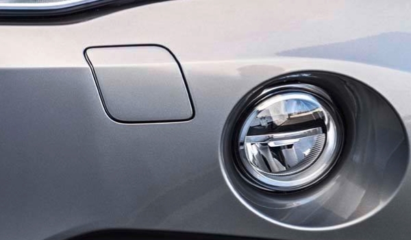 讲一讲：转向辅助灯是什么意思(转向辅助灯有开关吗)  第2张