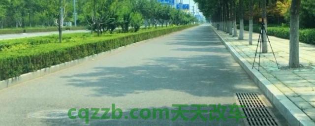 靠边停车是斜的会挂吗(机动车驾驶证科目三考试当天可以考几次)