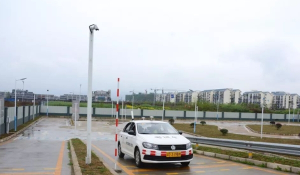 科目一过了多久练车(机动车驾驶证科目二考试当天可以考几次)  第2张