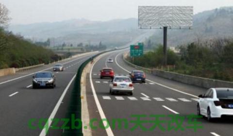 高速两车道和三车道速度(高速公路行驶需要注意什么)  第2张